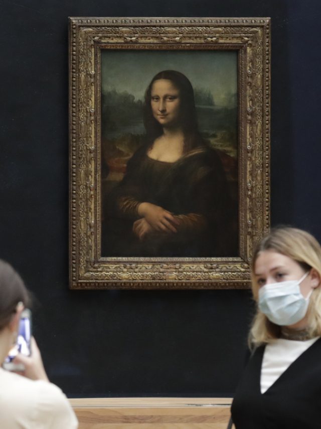 Man Arrested For Throwing Cake at Mona Lisa Painting